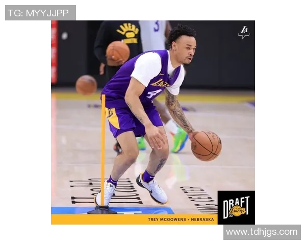 1米92内线成了奇兵！约束文班+奥尼尔 她是怎么做到的？